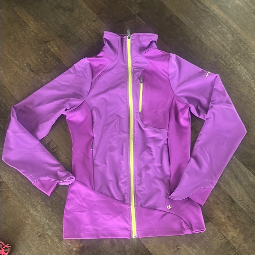 Columbia Omni-shield Women's Purple Jacket size small